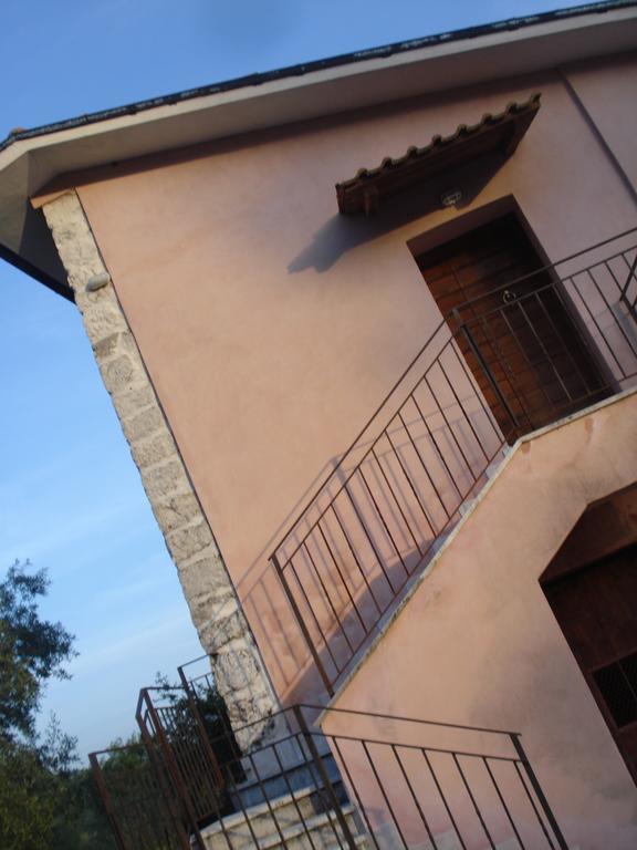 Agriturismo La Fattoria Сан-Донато-Валь-ди-Комино Экстерьер фото