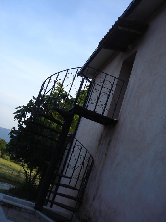 Agriturismo La Fattoria Сан-Донато-Валь-ди-Комино Экстерьер фото